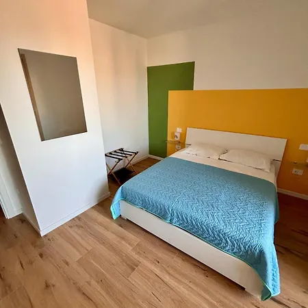Color House * Montesilvano Marina